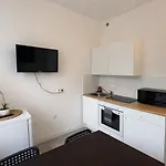 Monteurwohnungen Kudox Living アパート エッセン