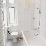 Monteurwohnungen Kudox Living エッセン